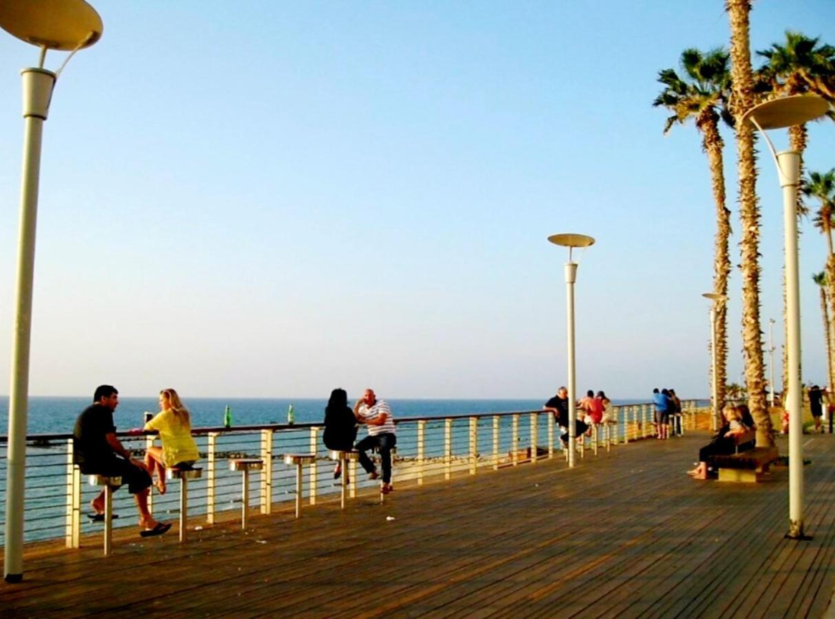 Beachfront Studio Apartment Bat Yam 412 Dış mekan fotoğraf