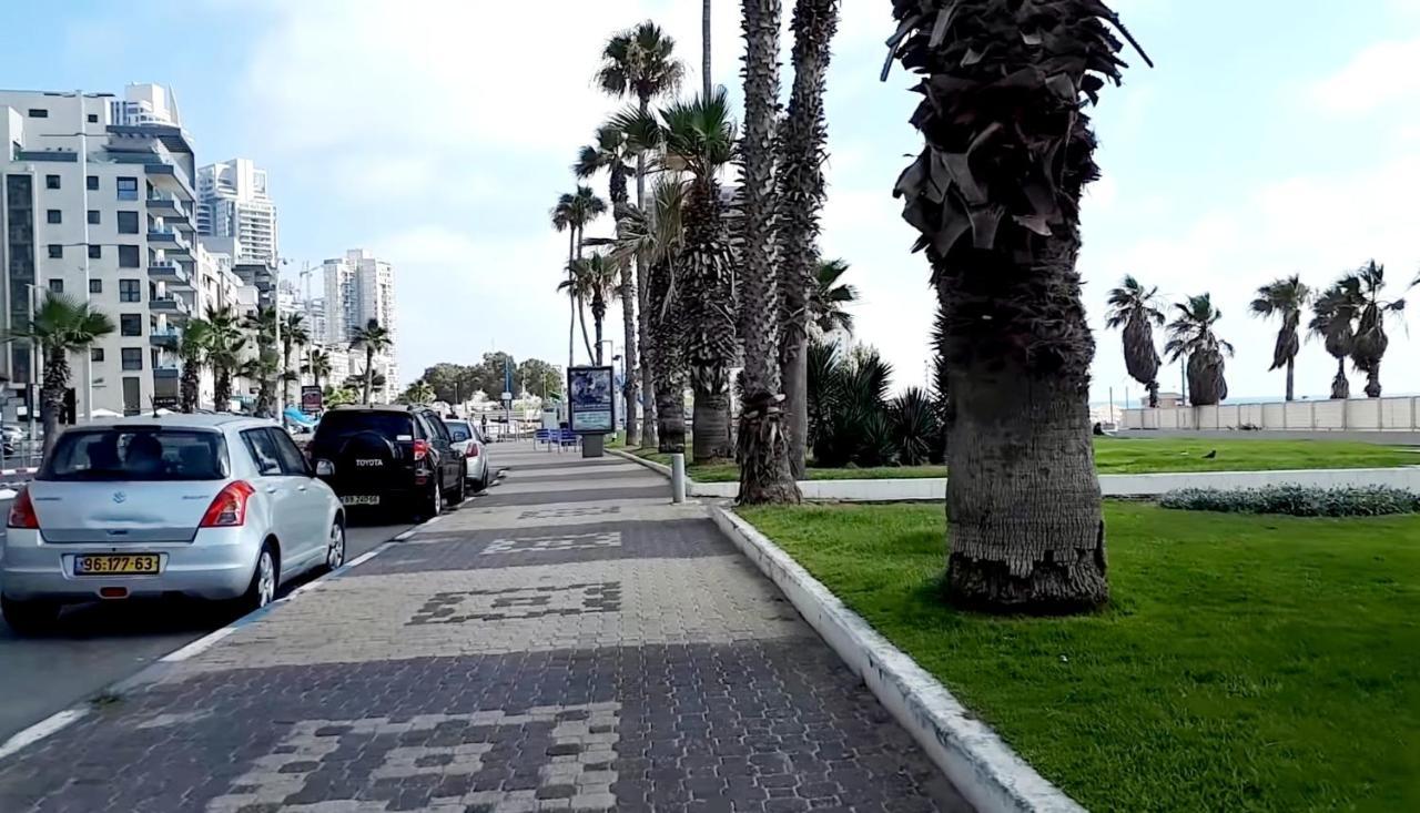 Beachfront Studio Apartment Bat Yam 412 Dış mekan fotoğraf