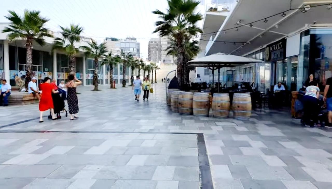 Beachfront Studio Apartment Bat Yam 412 Dış mekan fotoğraf