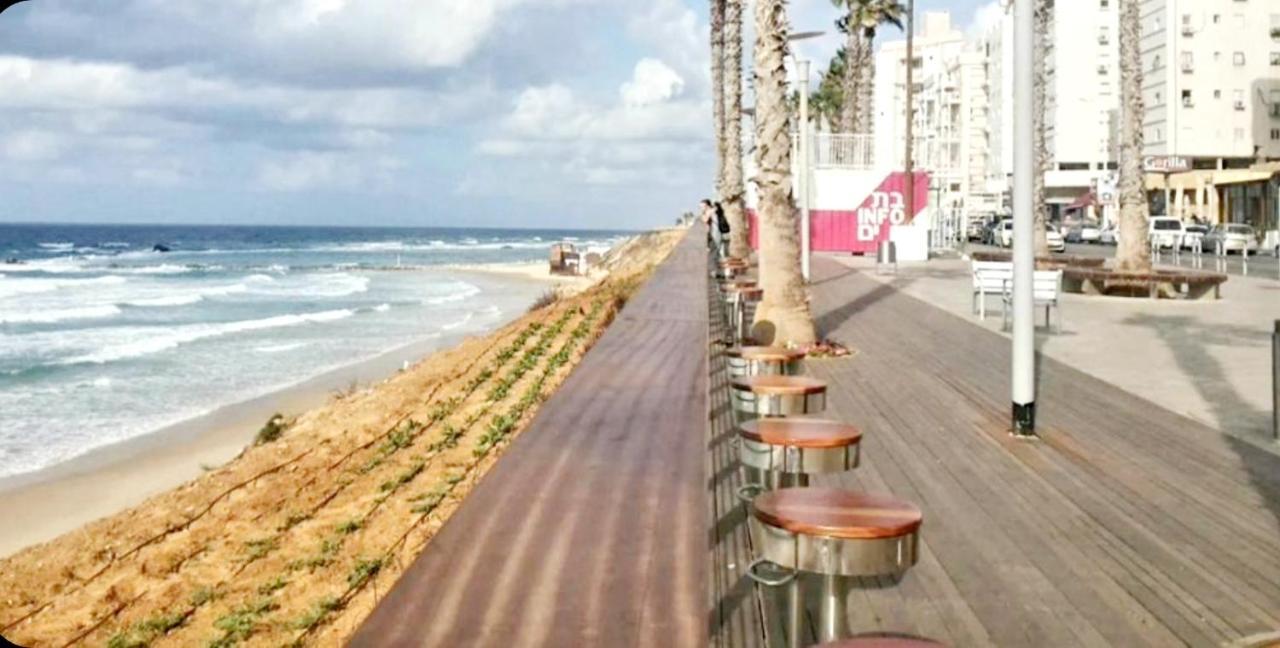 Beachfront Studio Apartment Bat Yam 412 Dış mekan fotoğraf