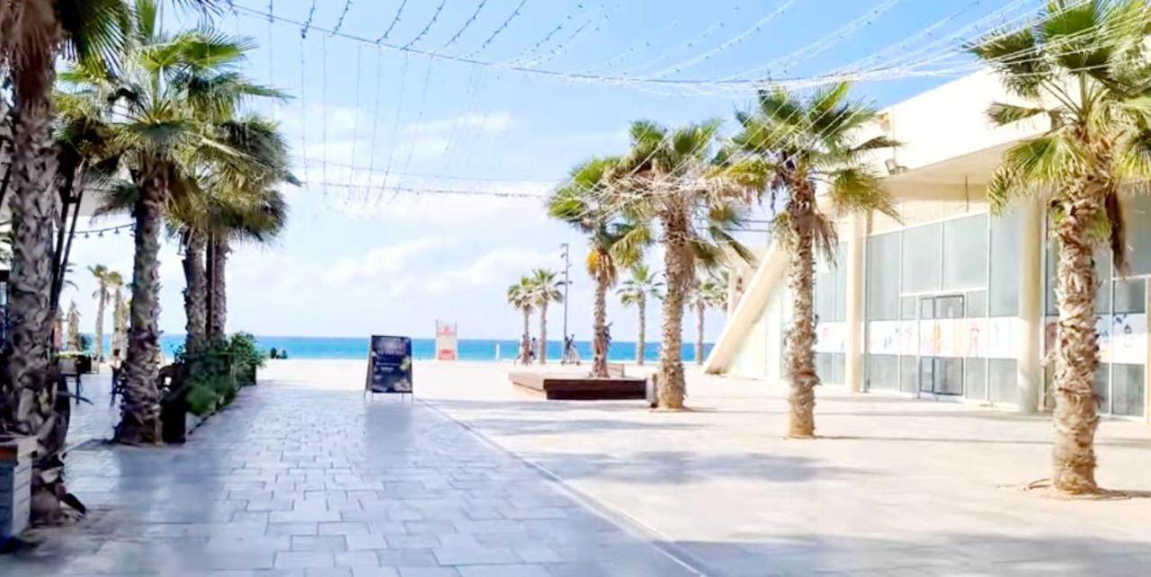 Beachfront Studio Apartment Bat Yam 412 Dış mekan fotoğraf