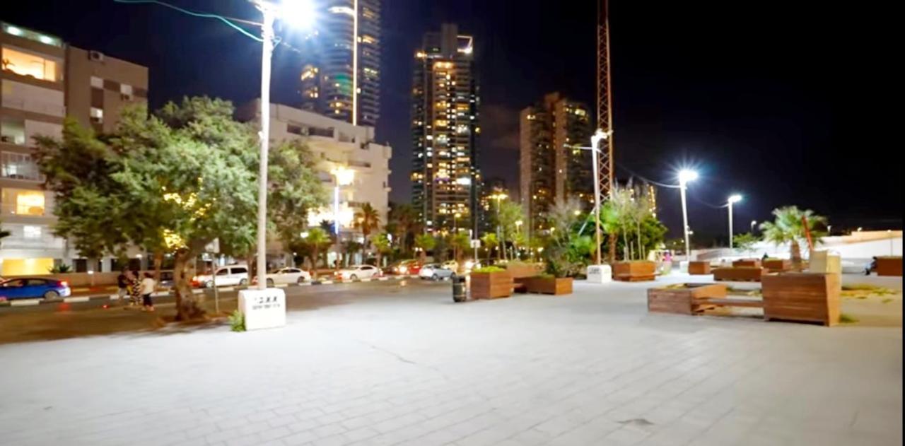 Beachfront Studio Apartment Bat Yam 412 Dış mekan fotoğraf