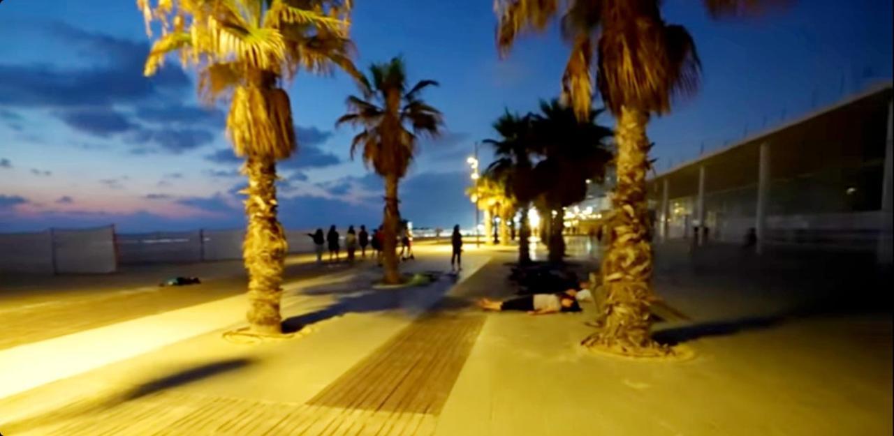 Beachfront Studio Apartment Bat Yam 412 Dış mekan fotoğraf