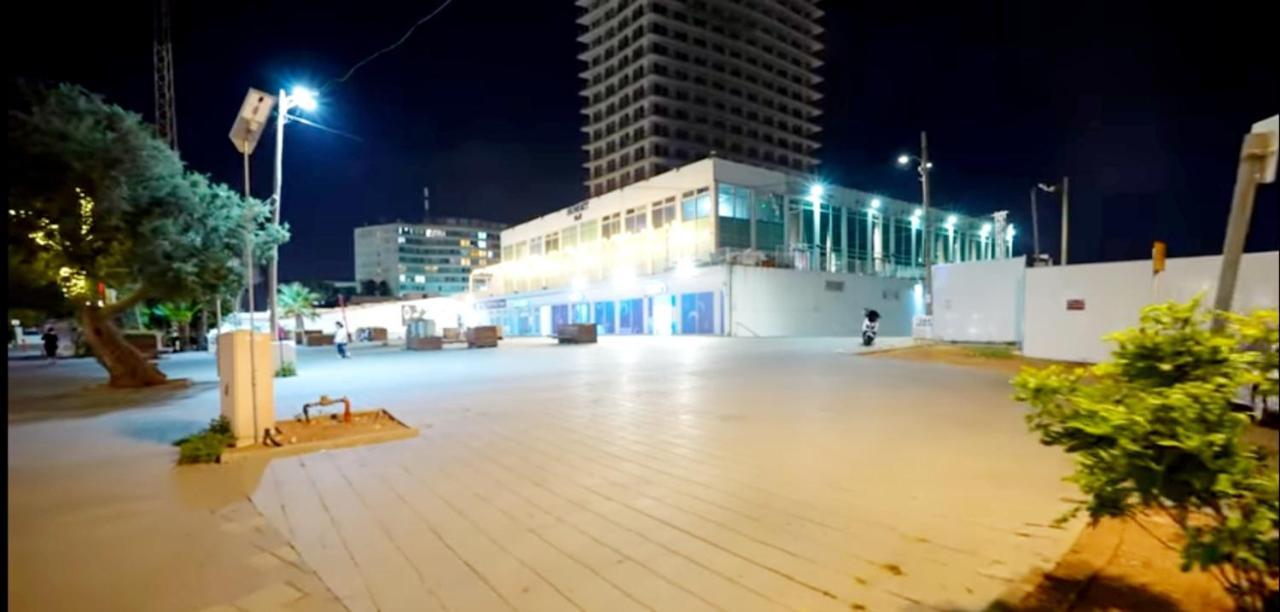 Beachfront Studio Apartment Bat Yam 412 Dış mekan fotoğraf