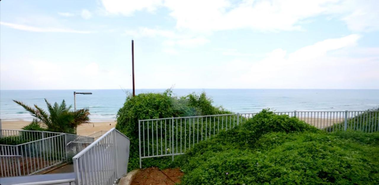 Beachfront Studio Apartment Bat Yam 412 Dış mekan fotoğraf