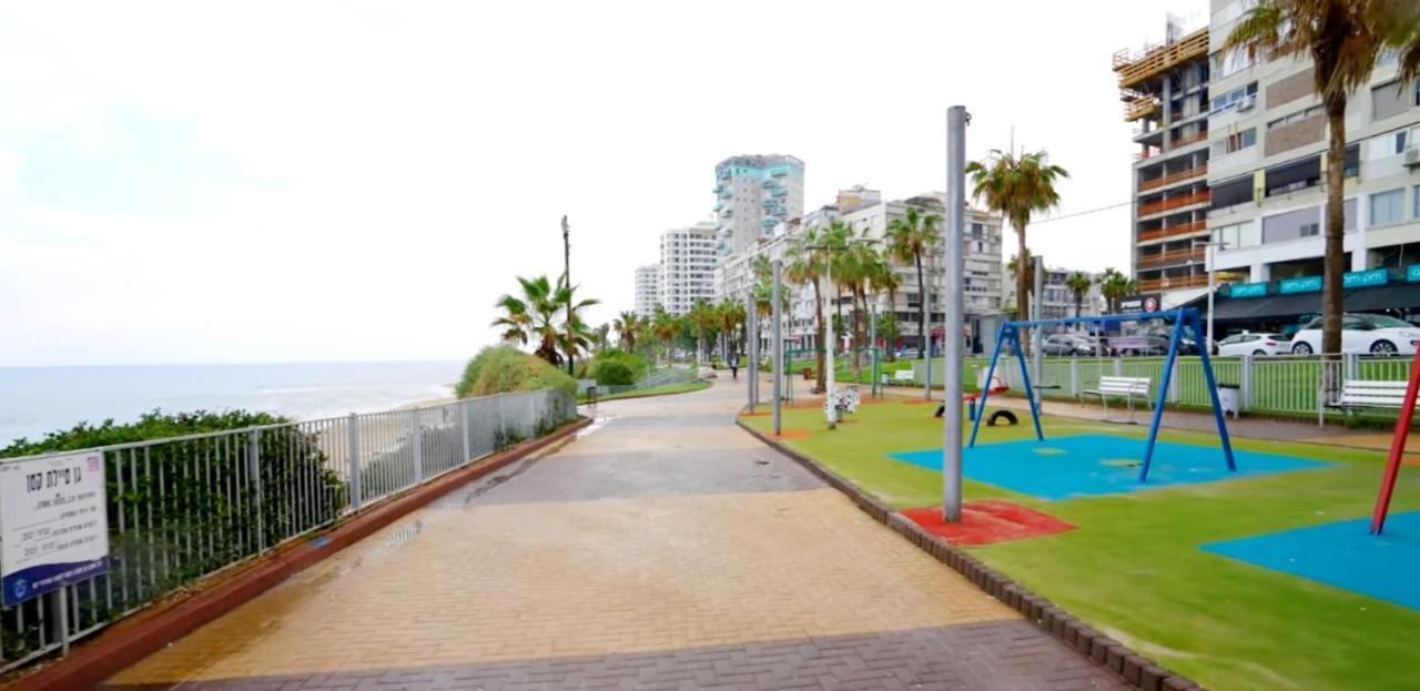 Beachfront Studio Apartment Bat Yam 412 Dış mekan fotoğraf