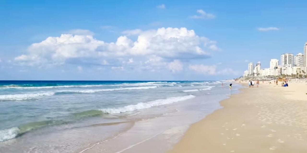 Beachfront Studio Apartment Bat Yam 412 Dış mekan fotoğraf