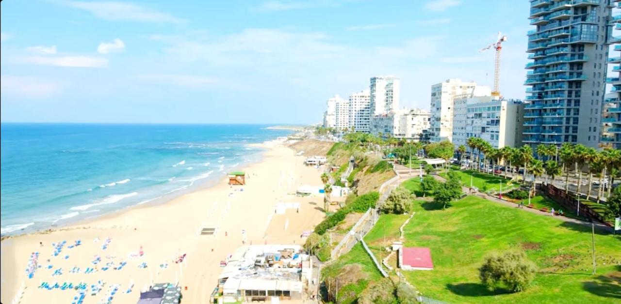 Beachfront Studio Apartment Bat Yam 412 Dış mekan fotoğraf