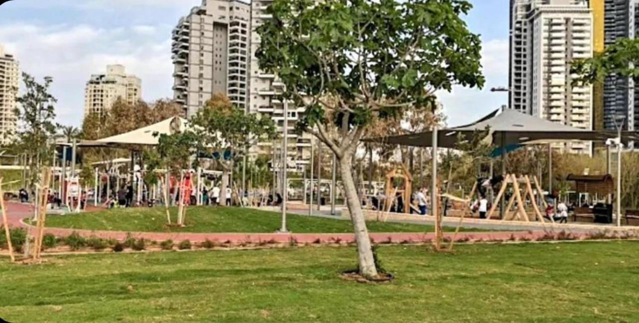Beachfront Studio Apartment Bat Yam 412 Dış mekan fotoğraf